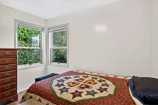 16523 SE Clinton St, Portland, OR 97236 - Photo 22