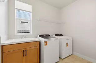 16164 Serres Farms Wy, Oregon City, OR 97045 - Photo 12