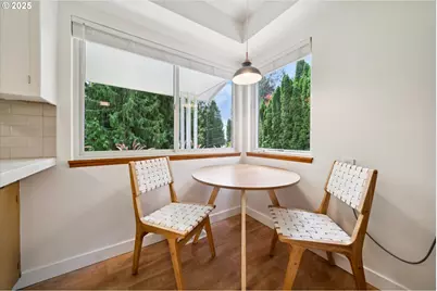 8195 SW Canyon Ln, Portland, OR 97210 - Photo 26