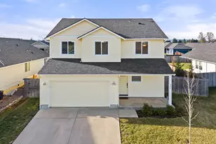 405 Cardinal Ave, Winlock, WA 98596 - Photo 2