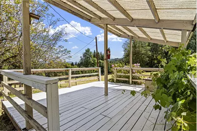 1458 Stearns Ln, Oakland, OR 97462 - Photo 42