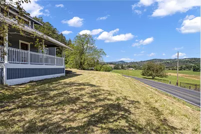 1458 Stearns Ln, Oakland, OR 97462 - Photo 34