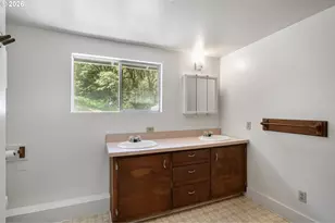 1458 Stearns Ln, Oakland, OR 97462 - Photo 26