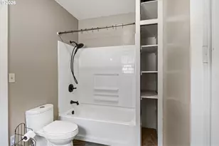 1458 Stearns Ln, Oakland, OR 97462 - Photo 14