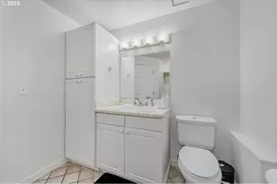 9818 SE Clatsop St, Portland, OR 97266 - Photo 20