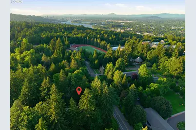 628 S Palatine Hill Rd, Portland, OR 97219 - Photo 38