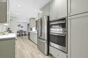 628 S Palatine Hill Rd, Portland, OR 97219 - Photo 14