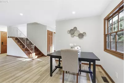 628 S Palatine Hill Rd, Portland, OR 97219 - Photo 12