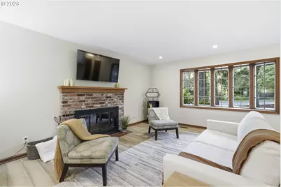 628 S Palatine Hill Rd, Portland, OR 97219 - Photo 8