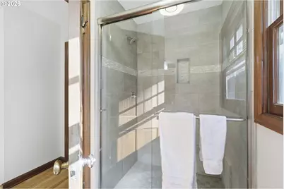 628 S Palatine Hill Rd, Portland, OR 97219 - Photo 24