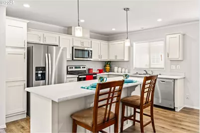 1025 S 6th St #83, Harrisburg, OR 97446 - Photo 8