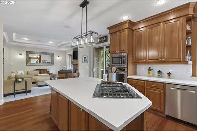 8308 SE Buford Ln, Portland, OR 97236 - Photo 8