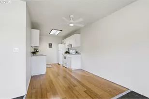 2727 Gateway St, Springfield, OR 97477 - Photo 16