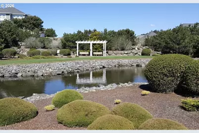 5725 SW Arbor Dr, Newport, OR 97366 - Photo 12