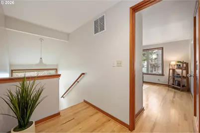 1642 E 43rd Ave, Eugene, OR 97405 - Photo 26