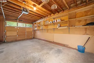 1642 E 43rd Ave, Eugene, OR 97405 - Photo 46