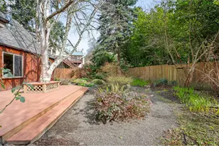 1642 E 43rd Ave, Eugene, OR 97405 - Photo 38