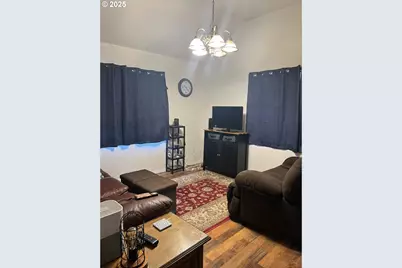 195 17th St SE, Bandon, OR 97411 - Photo 10