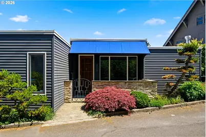 2330 SW Cactus Dr, Portland, OR 97205 - Photo 1