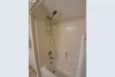 10829 NE Red Wing Way #102, Hillsboro, OR 97006 - Photo 26