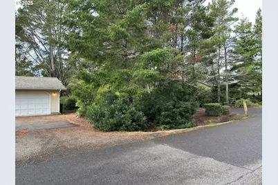 4948 Oceana Dr, Florence, OR 97439 - Photo 2