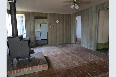 608 Poplar St #1, Cove, OR 97824 - Photo 8