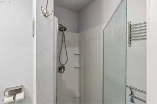 3315 W 18th Ave, Eugene, OR 97402 - Photo 14