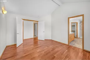 2350 7th St, Columbia City, OR 97018 - Photo 22