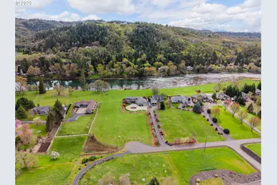 130 Stengar Ln, Roseburg, OR 97471 - Photo 44