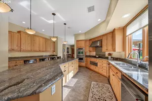 130 Stengar Ln, Roseburg, OR 97471 - Photo 8