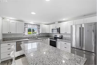 17673 S Hattan Rd, Oregon City, OR 97045 - Photo 6