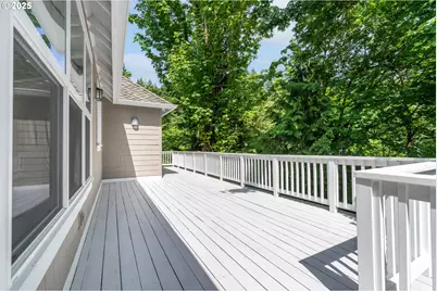 9614 NW Durrett St, Portland, OR 97229 - Photo 16