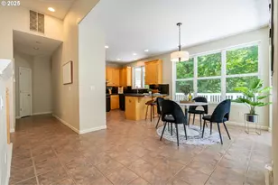 9614 NW Durrett St, Portland, OR 97229 - Photo 8