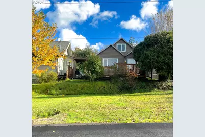 425 S 3rd St, Springfield, OR 97477 - Photo 4