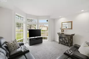 2652 SW Phyllis Dr, Gresham, OR 97080 - Photo 6