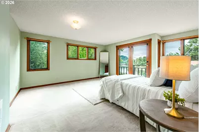 441 W D St, Springfield, OR 97477 - Photo 28