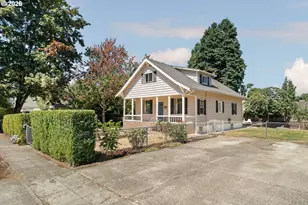 150 E Arlington St, Gladstone, OR 97027 - Photo 1