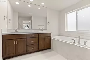8532 SE Orion Ln, Hillsboro, OR 97123 - Photo 14