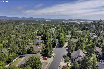 109 Ocean View Ct, Florence, OR 97439 - Photo 44