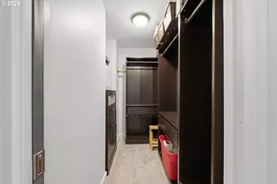 2130 SW Marigold St, Portland, OR 97219 - Photo 20