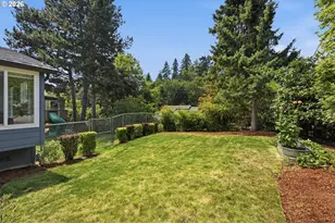 2130 SW Marigold St, Portland, OR 97219 - Photo 46