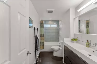 2130 SW Marigold St, Portland, OR 97219 - Photo 26