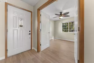 20398 NE Mackenzie Ln, Fairview, OR 97024 - Photo 12