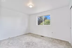 13017 Setera Cir, Oregon City, OR 97045 - Photo 14