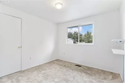 13017 Setera Cir, Oregon City, OR 97045 - Photo 16