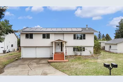 13017 Setera Cir, Oregon City, OR 97045 - Photo 2