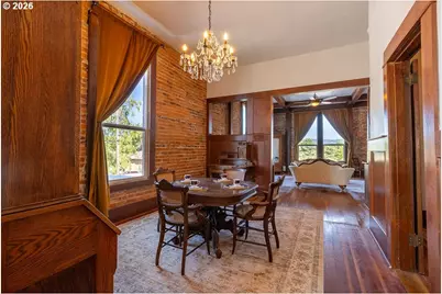 811 E 1st St, Newberg, OR 97132 - Photo 46