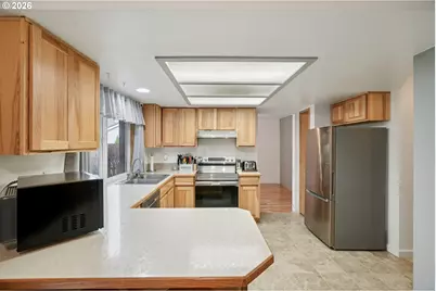 1900 NE 84th Way, Vancouver, WA 98665 - Photo 8