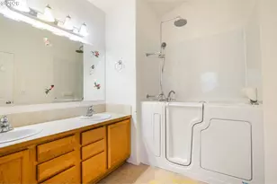 87564 Trek Dr, Veneta, OR 97487 - Photo 20