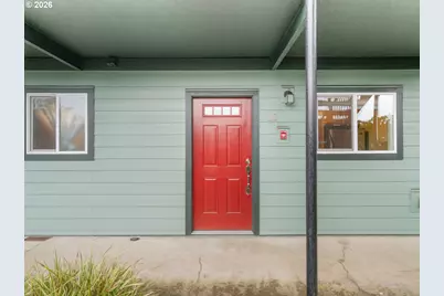 9333 N Lombard St #10, Portland, OR 97203 - Photo 2